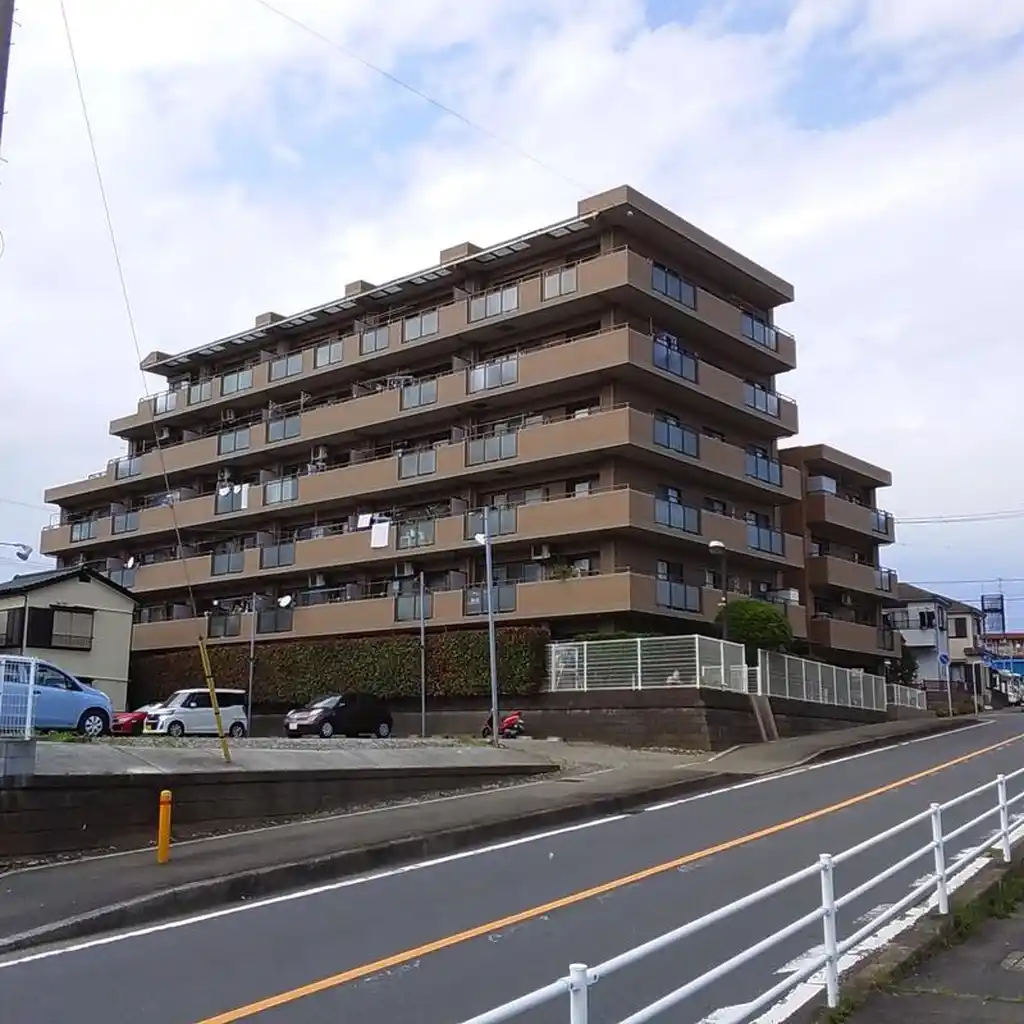 サングレイス桜ケ丘 外観