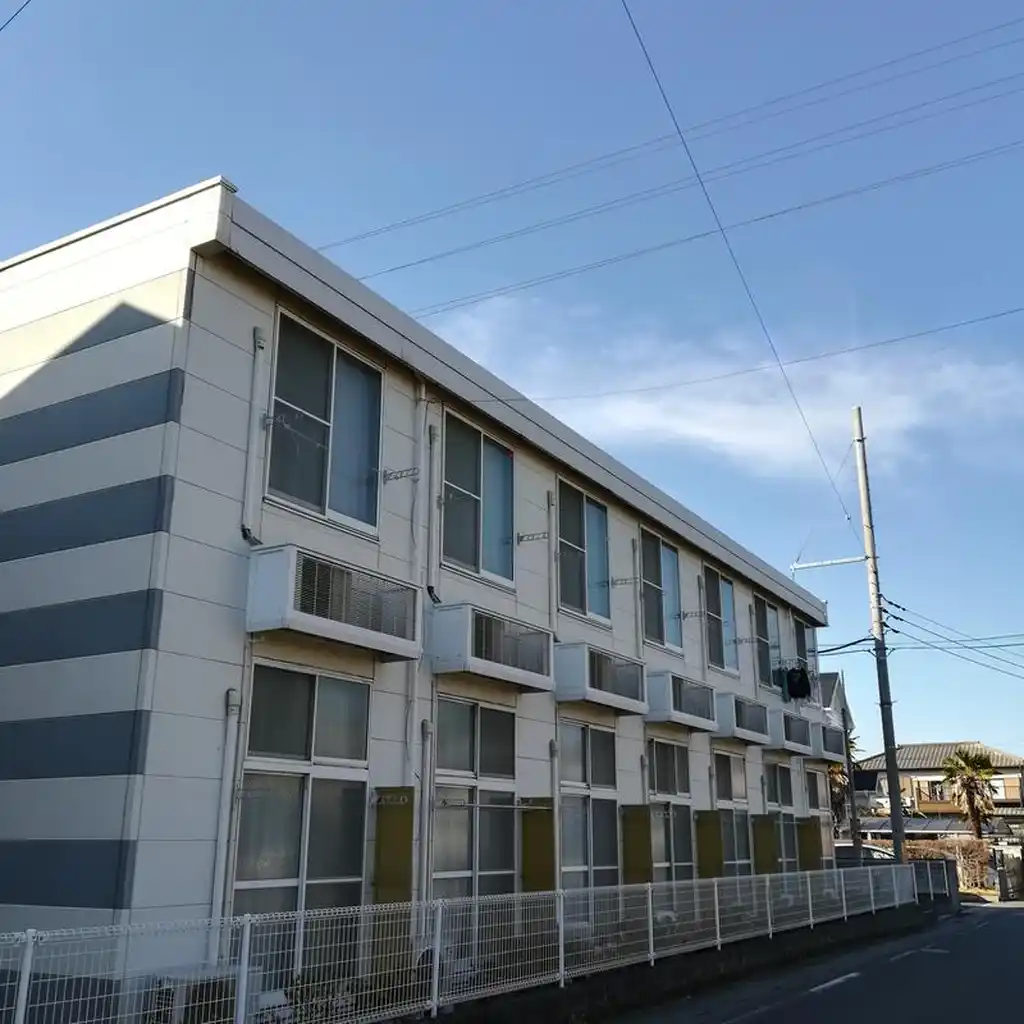 レオパレスK-ウッズ 外観