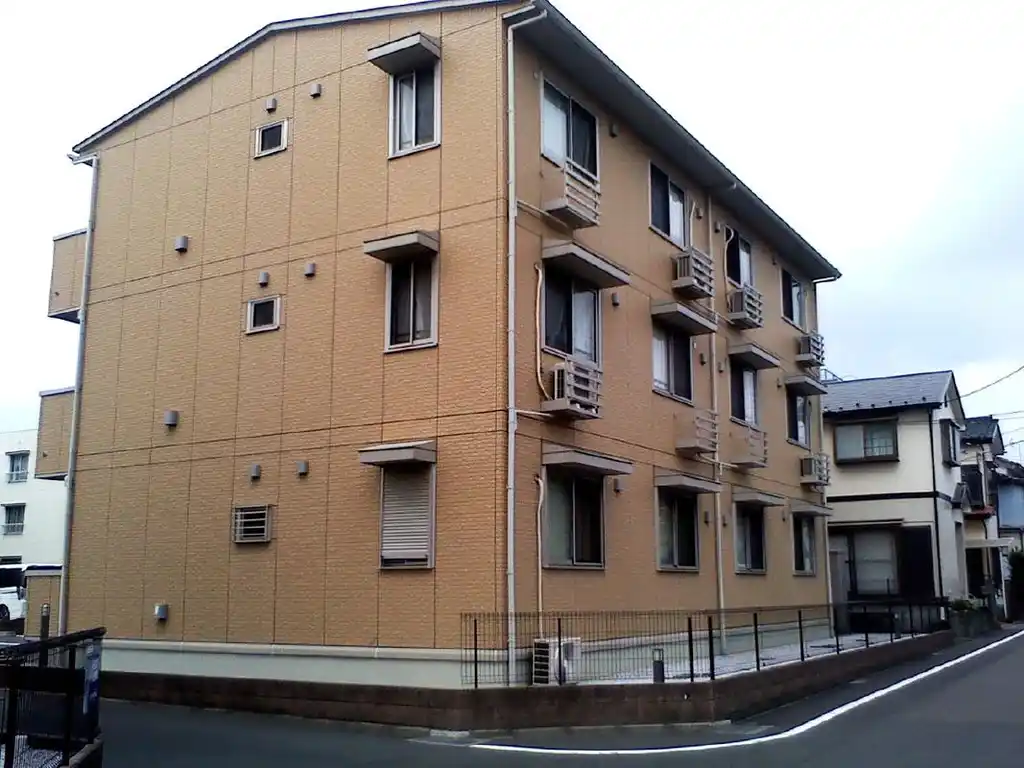 ラークヒルズB 外観