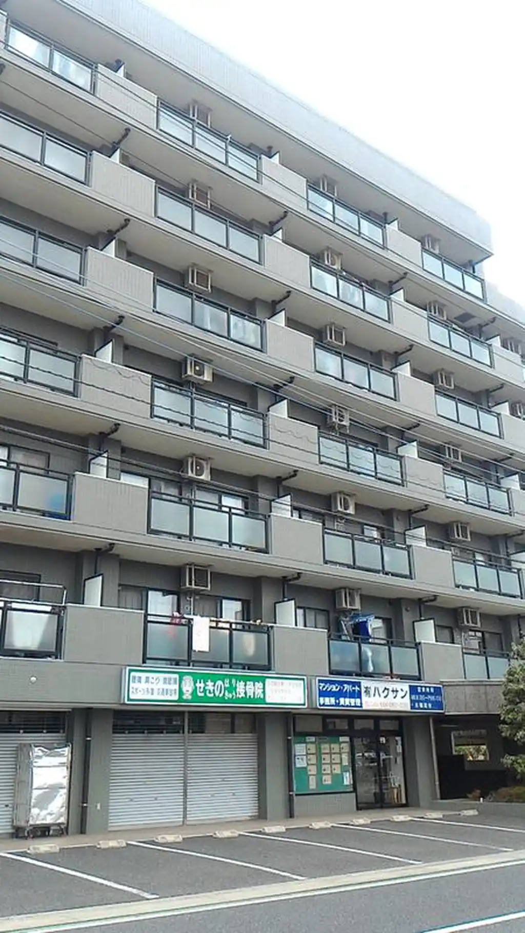 リーポス日進 外観