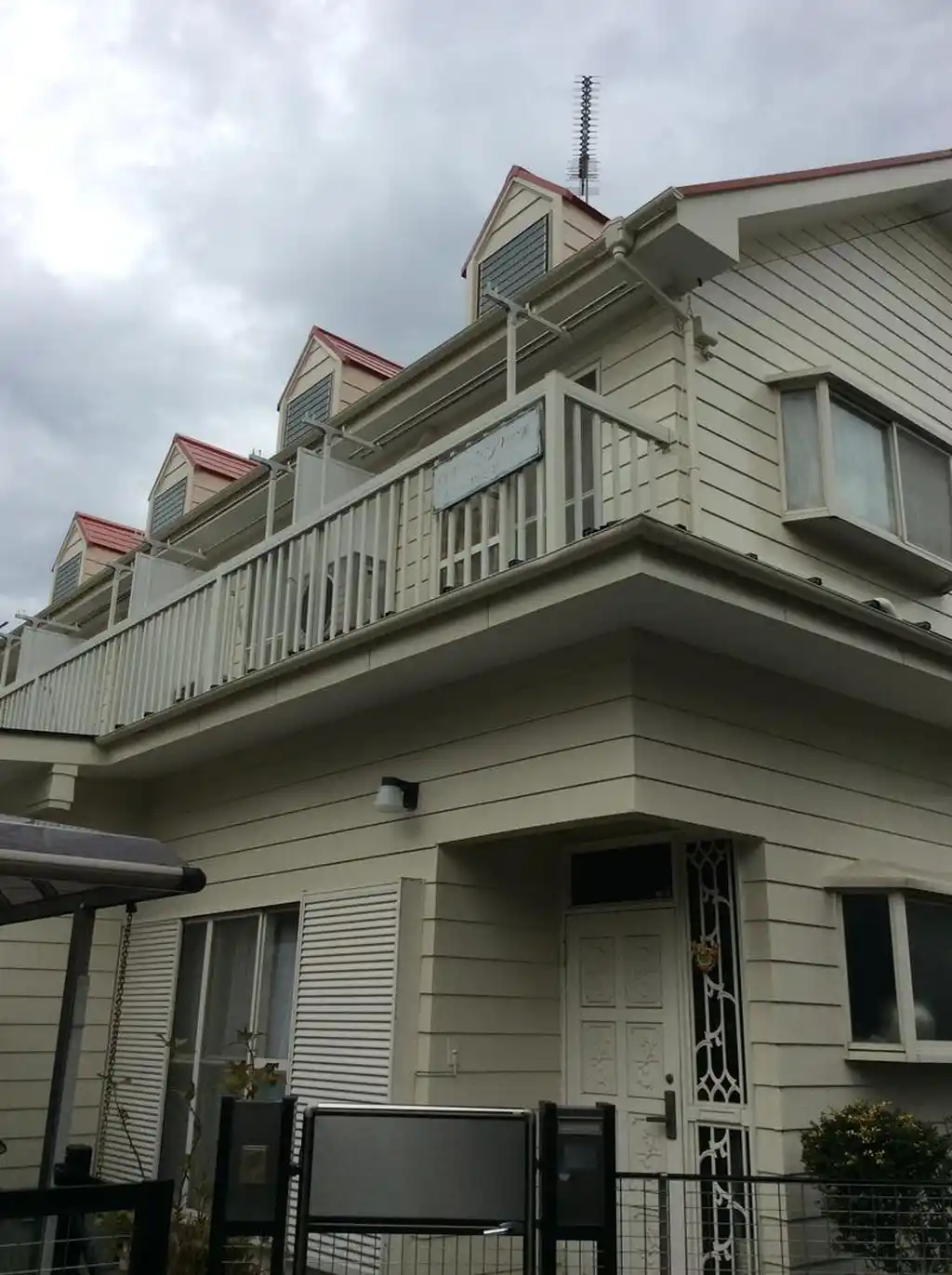 ホワイトウイング鈴木 外観