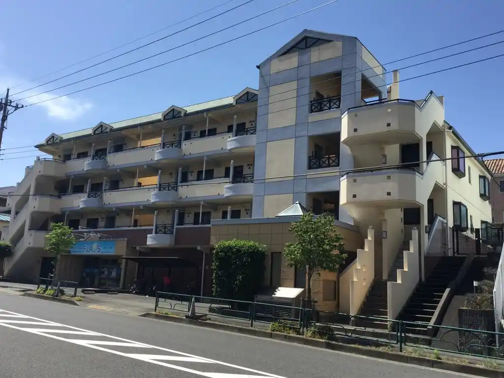 ラックスハイム鶴川-Ⅰ 外観