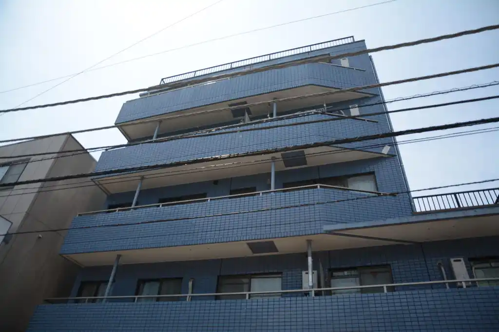 ラジュール 外観