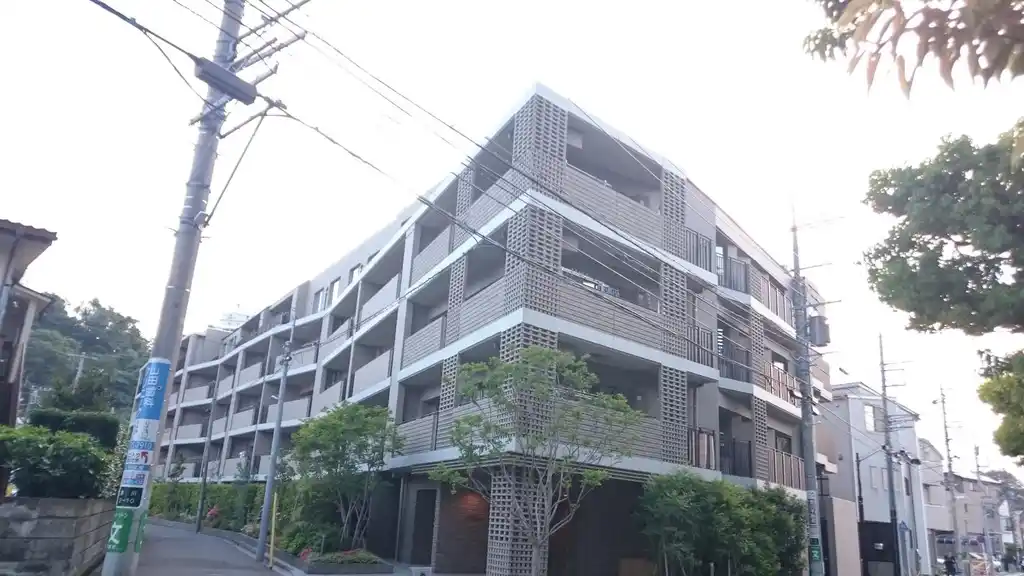 プラウド横濱星川 外観