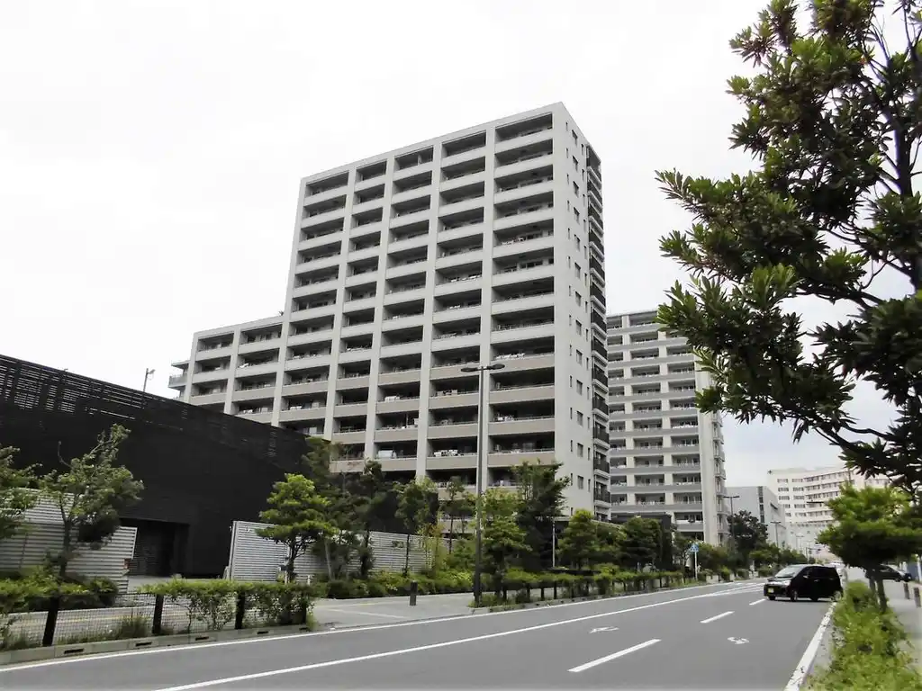 プレジデントステージ辻堂 湘南C-X 外観