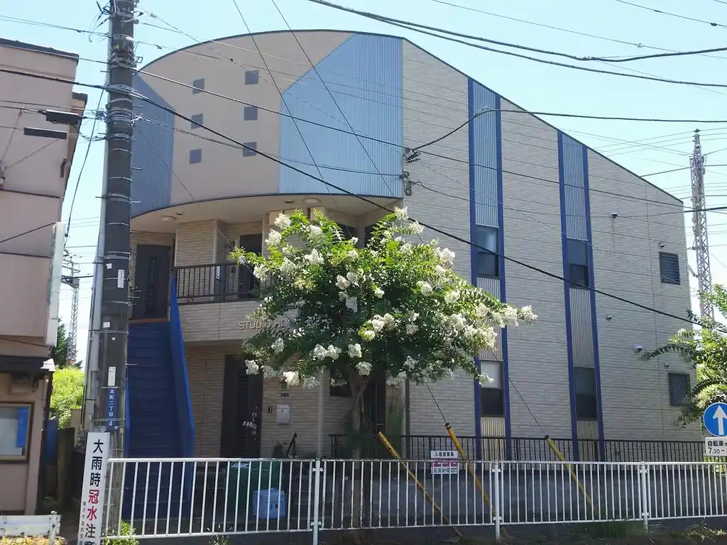 ストゥディオ本町 外観