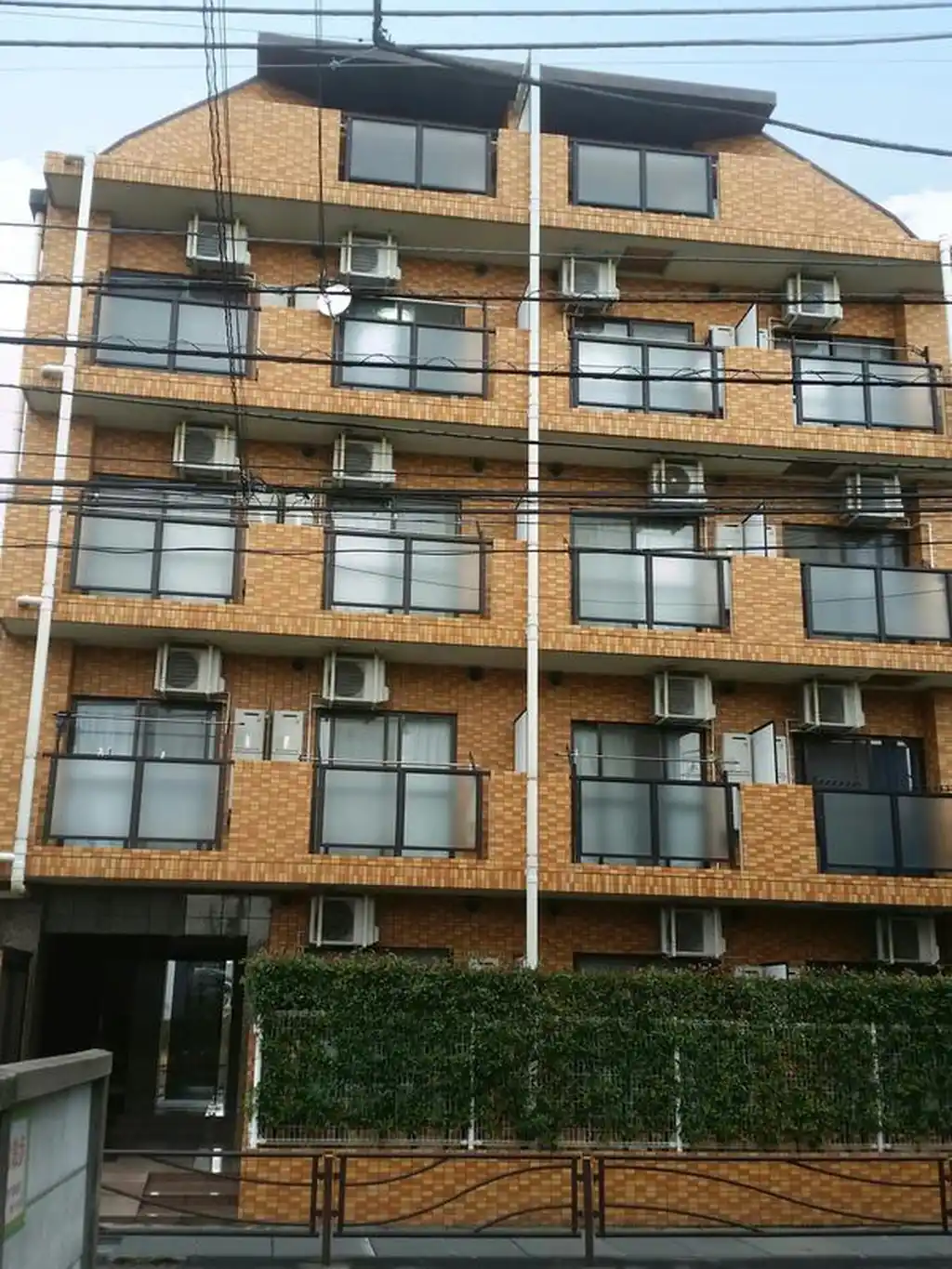 第8三信ビル 外観