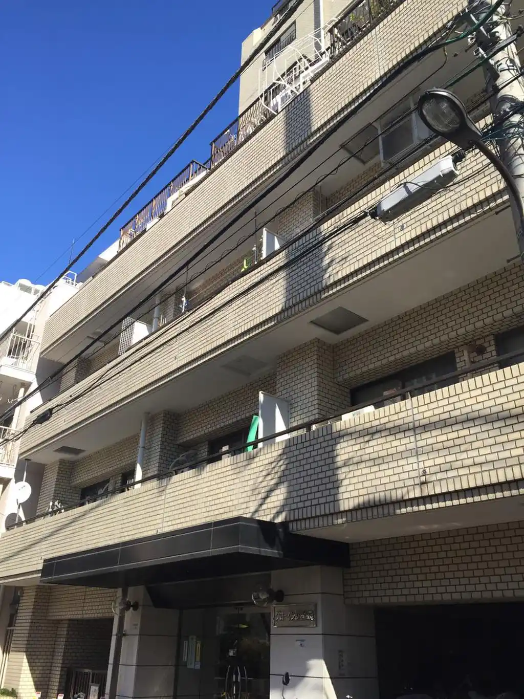 グローイン新宿御苑 外観
