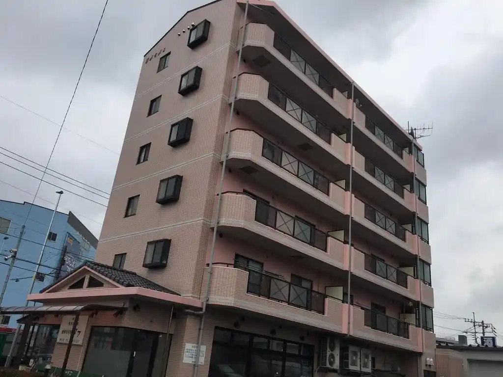 ガイア8 外観
