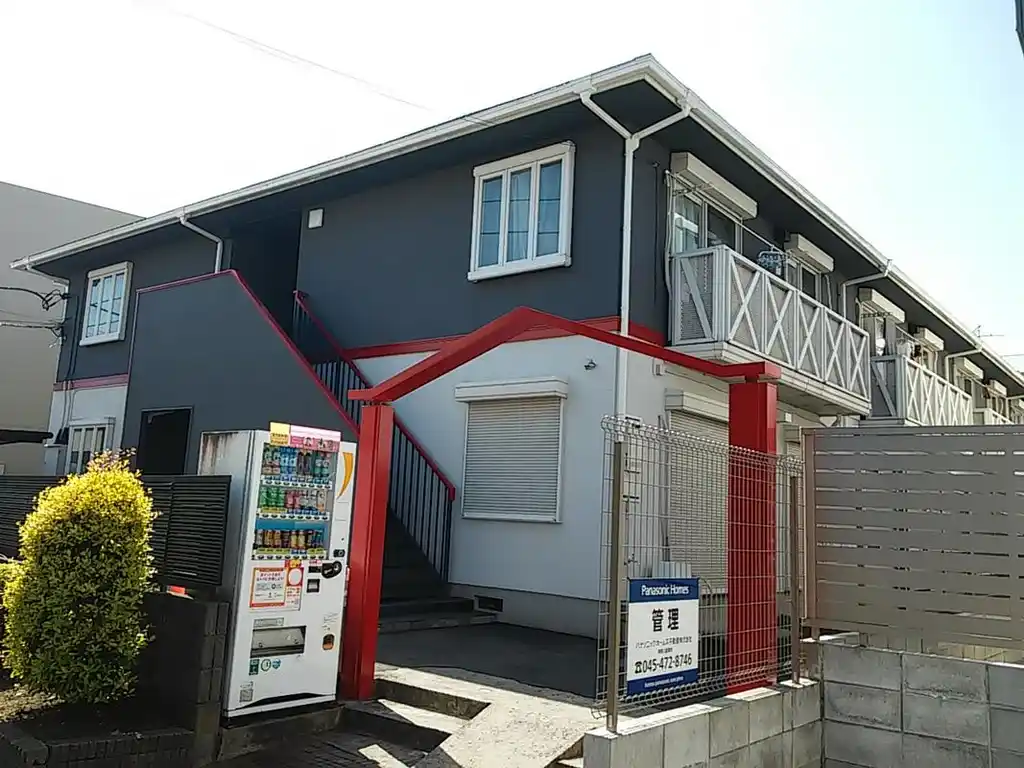 フレグランスよも 外観