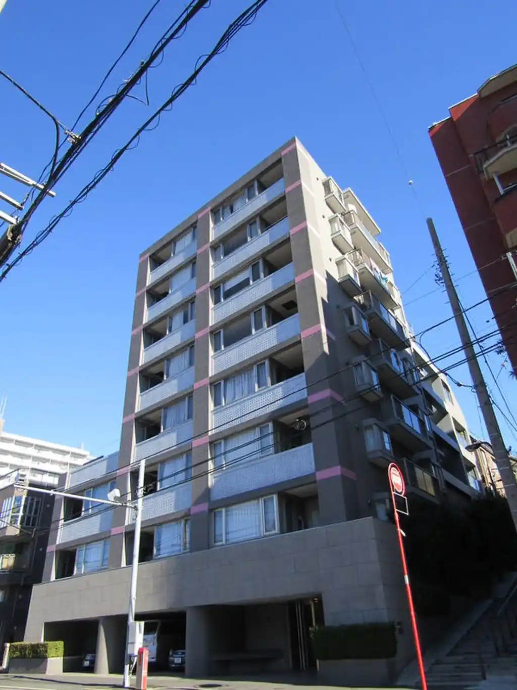 アールヴェール新宿弁天町 外観