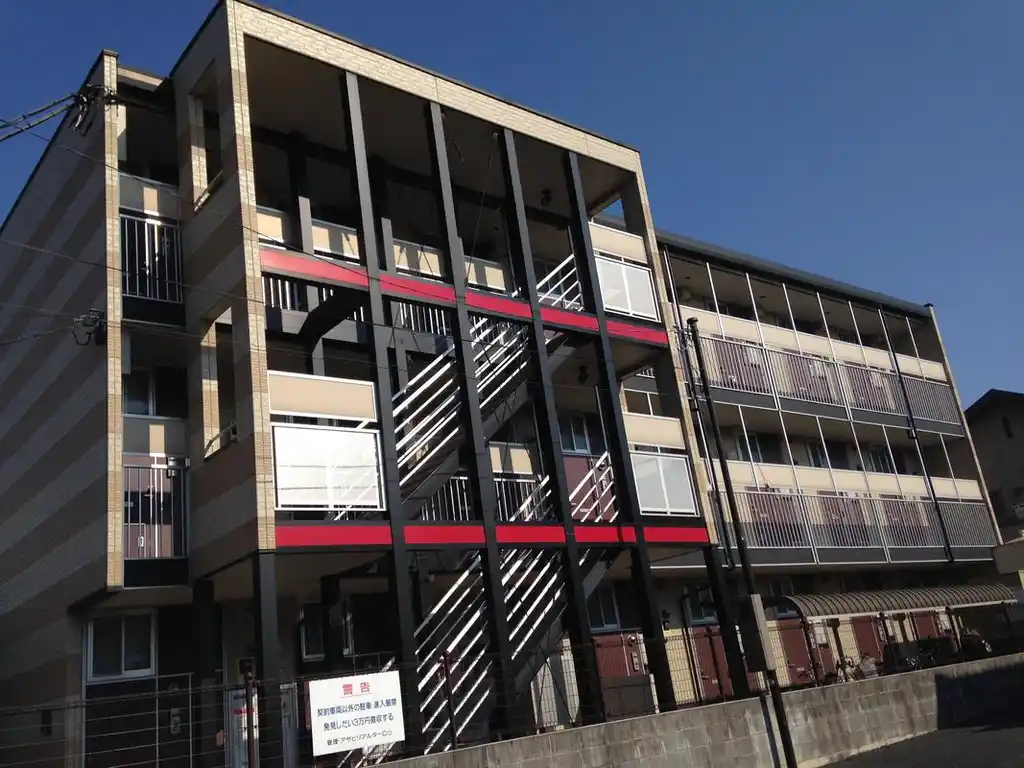 レオパレスパタータ 外観