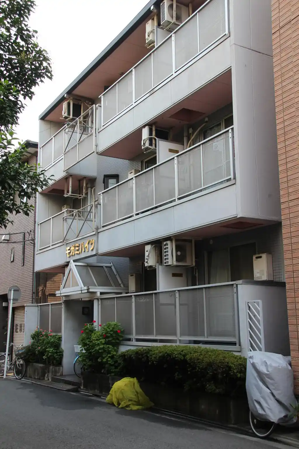 モガミハイツ 外観