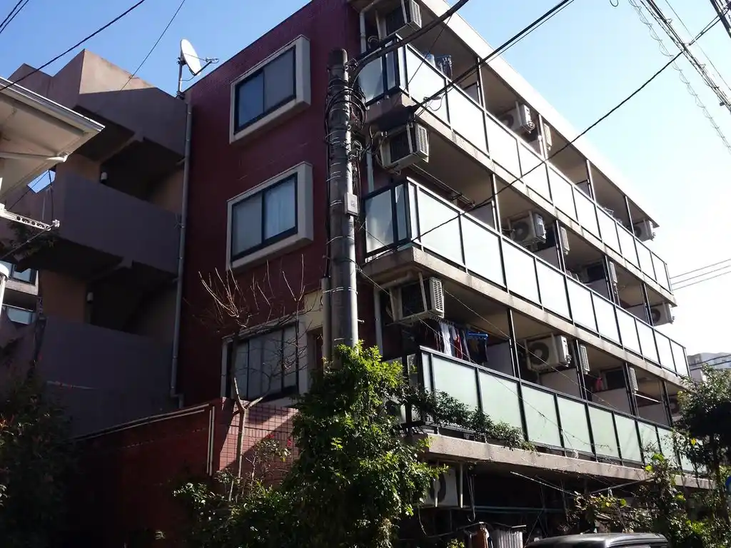 サン・パラータ 外観