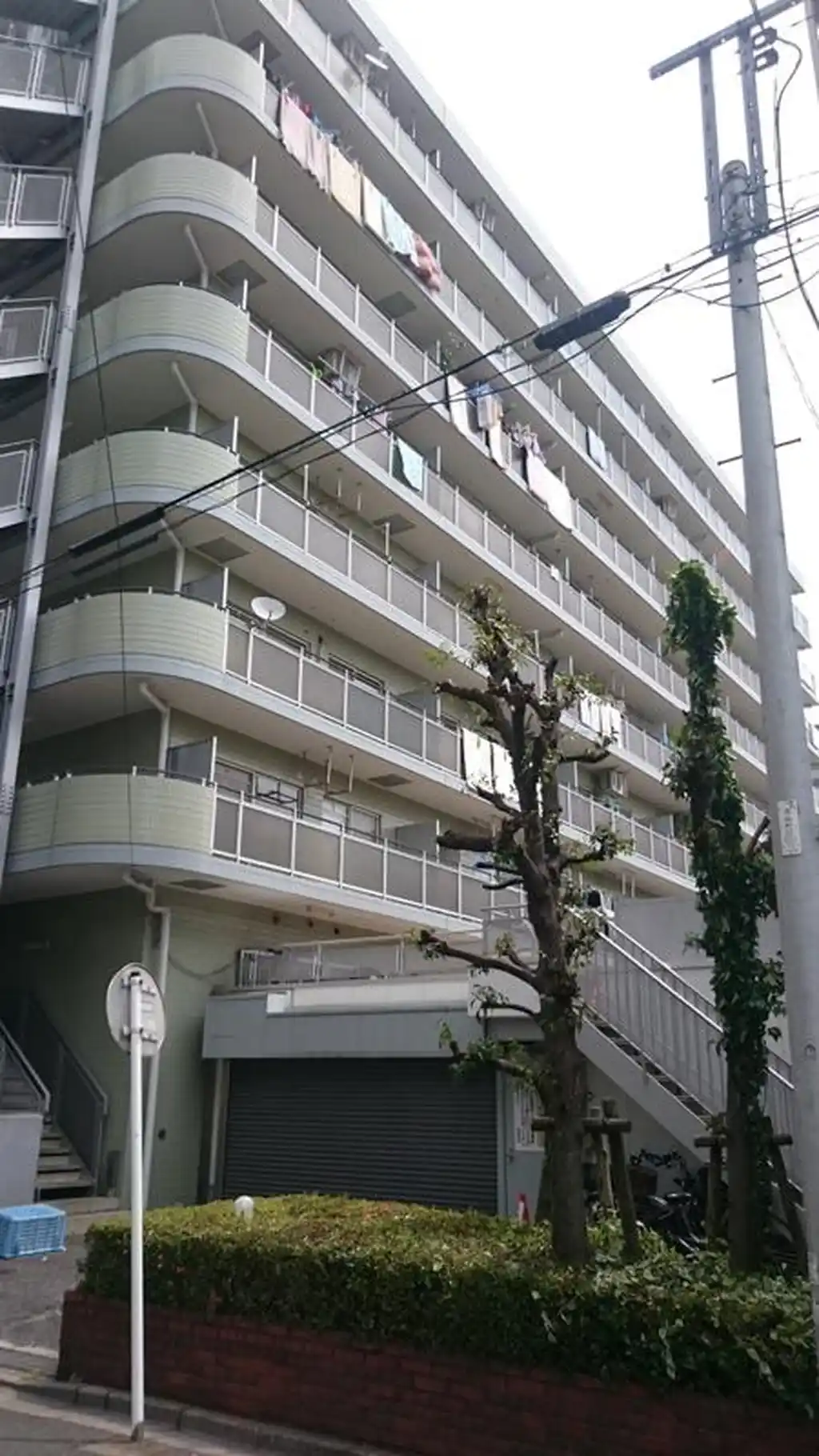 パラドールII 外観