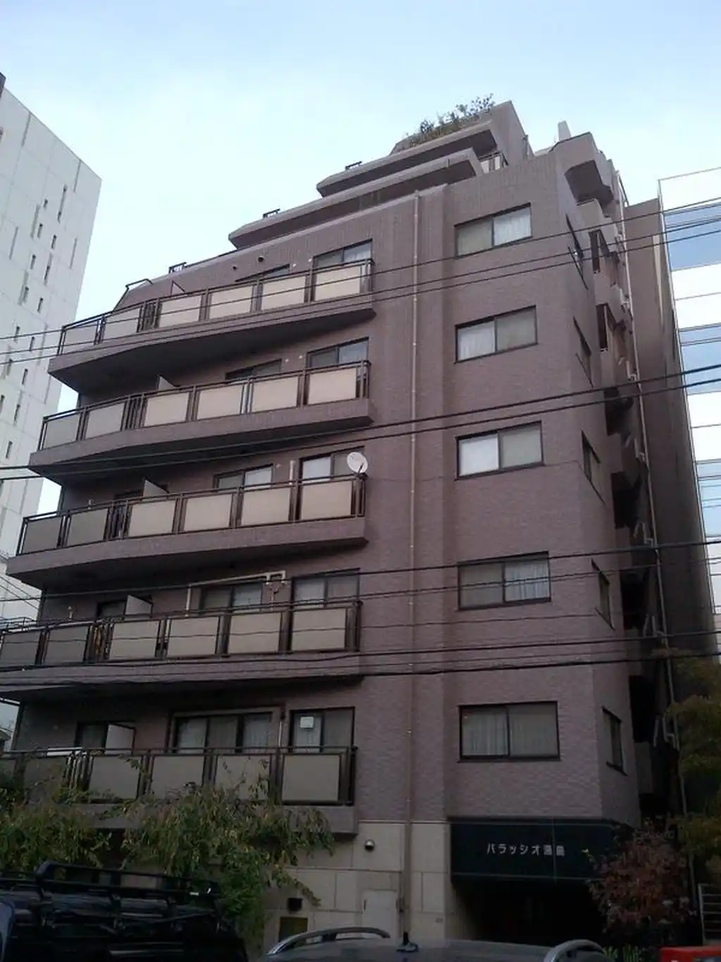 パラッシオ湯島 外観