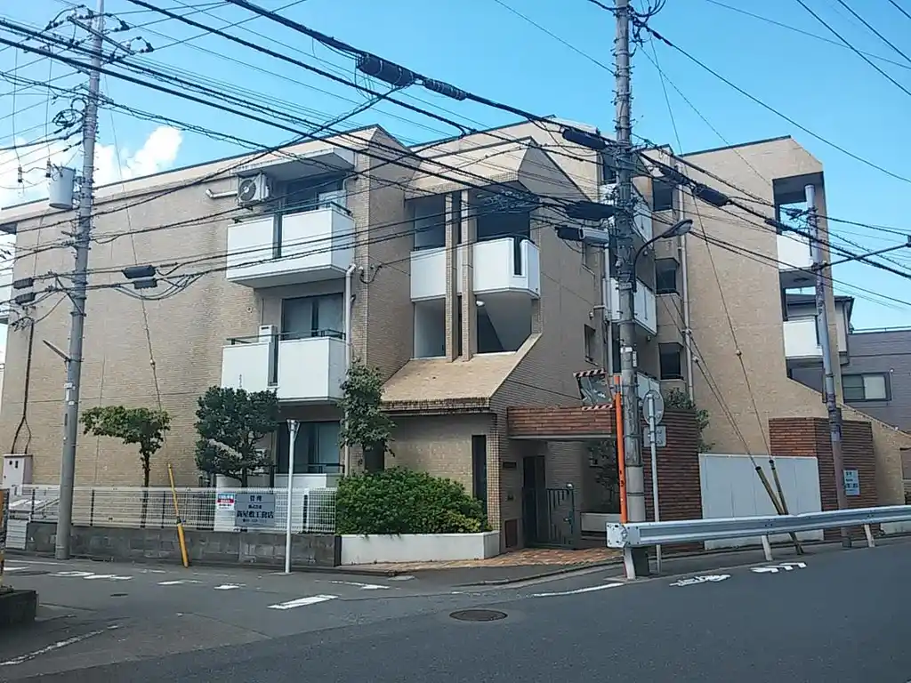 カノンスリーエイト 外観