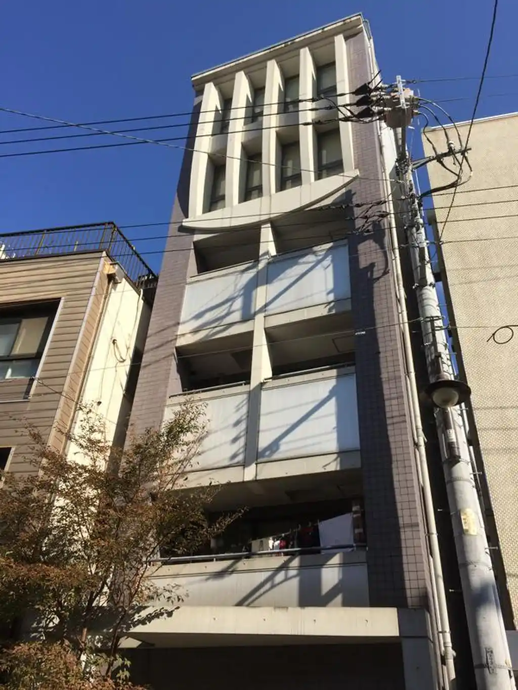 SAKAPressence 外観