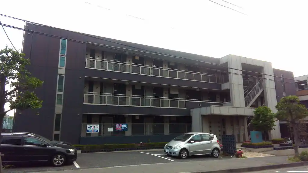 ヴァン キャトル 外観