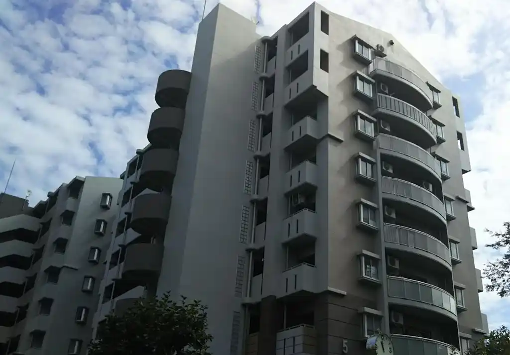 UR都市機構フレール西経堂5号棟 外観