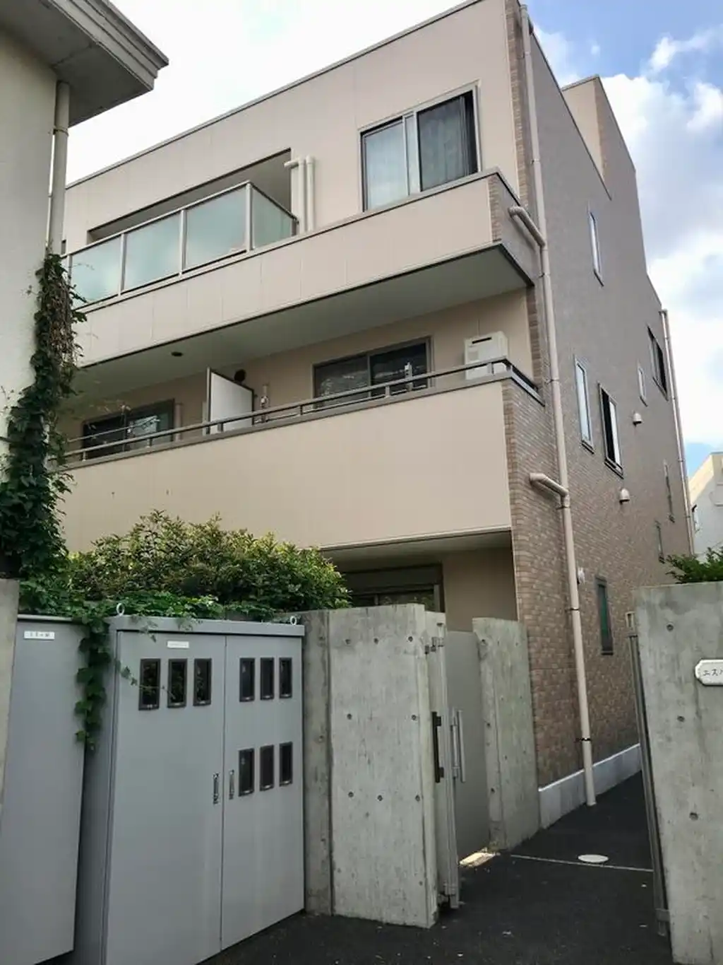 エスパシオ 外観
