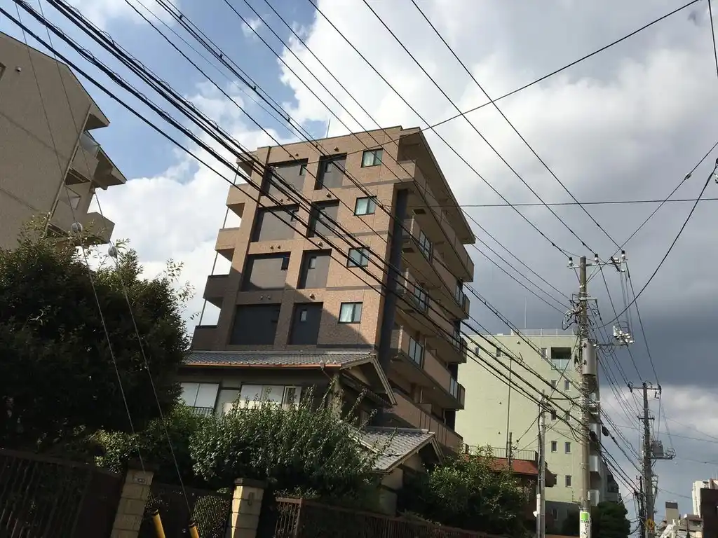 セレス本八幡 外観