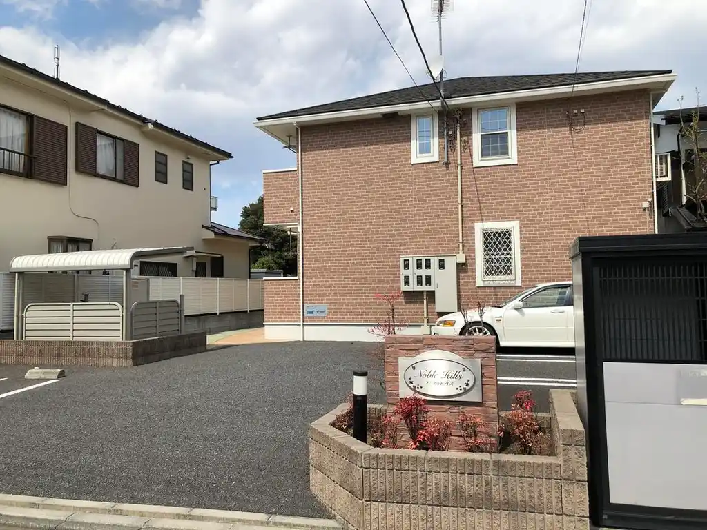 ノーブルヒルズ 外観