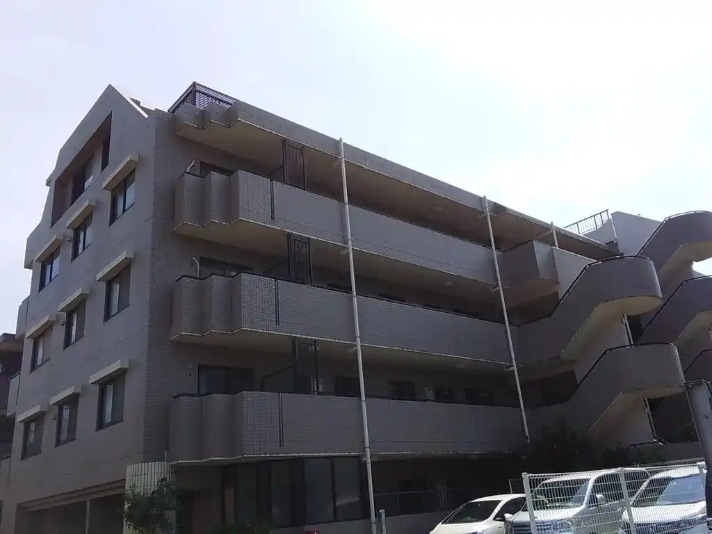 湘南台パーク・ホームズ弐番館 外観