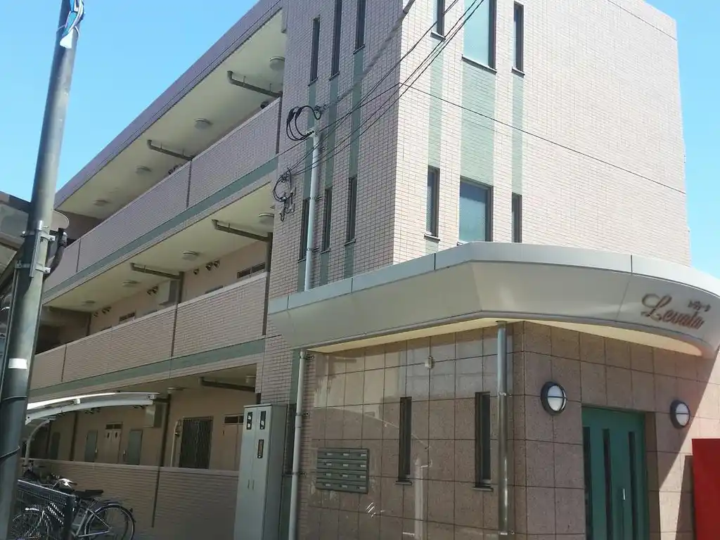 レヴァータ 外観