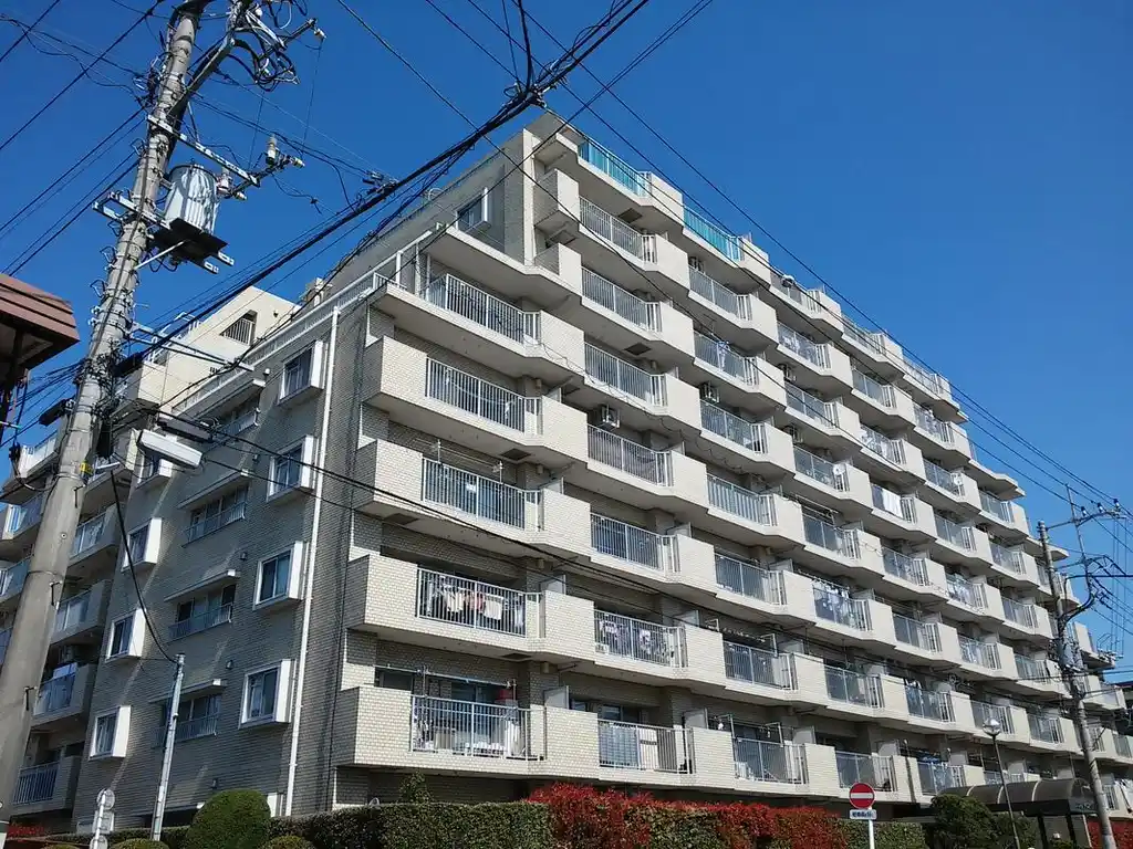 ネオハイツ伊勢原 外観
