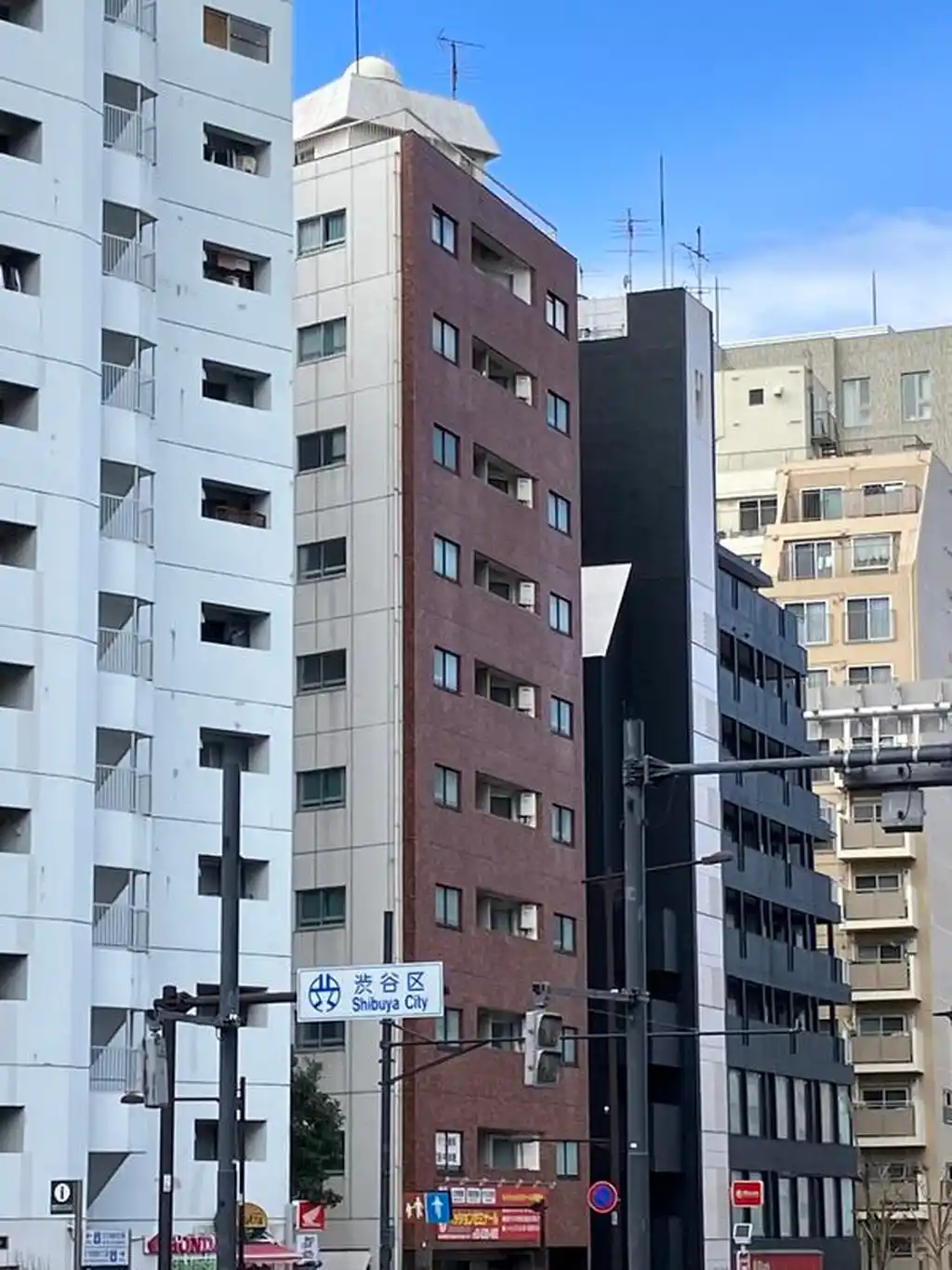 レ・フレール 外観