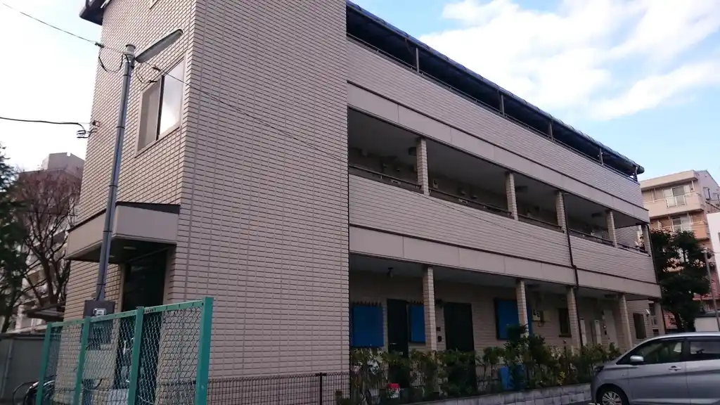 クレストール 外観
