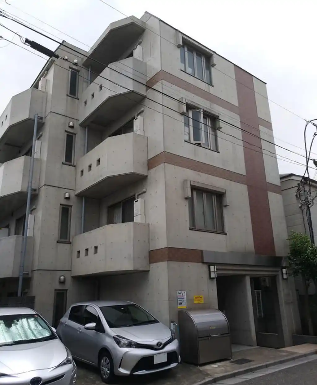 ドエル下馬 外観