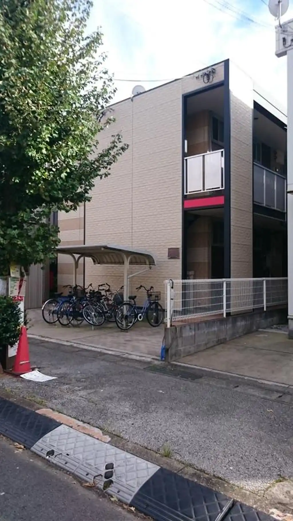 レオパレスエトワール栄町 II 外観