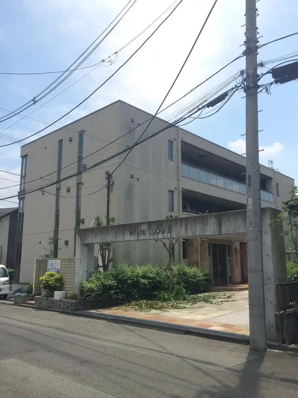 ホワイトキューブ II 外観