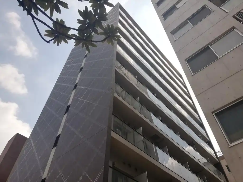 ZOOM横濱EAST 外観