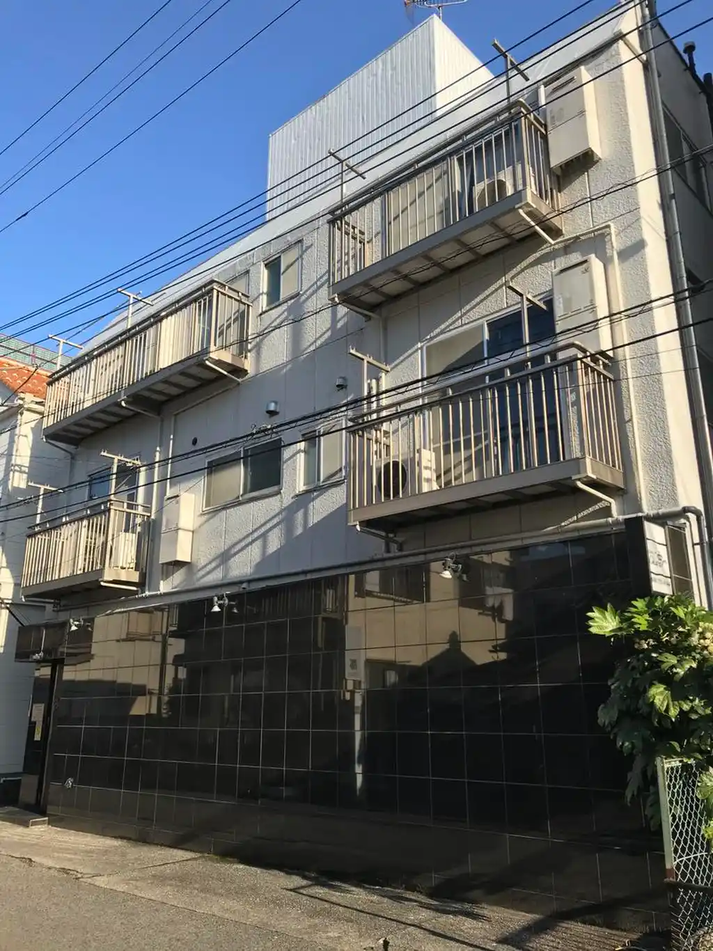 ハヤミビル 外観