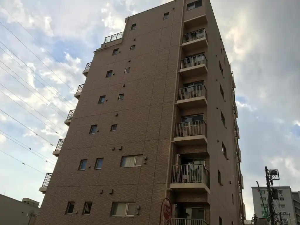 プラナス南八幡 外観