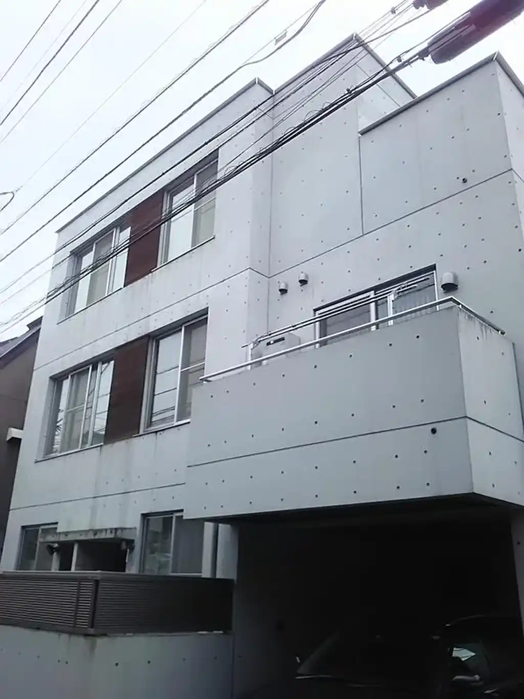 BASE 外観
