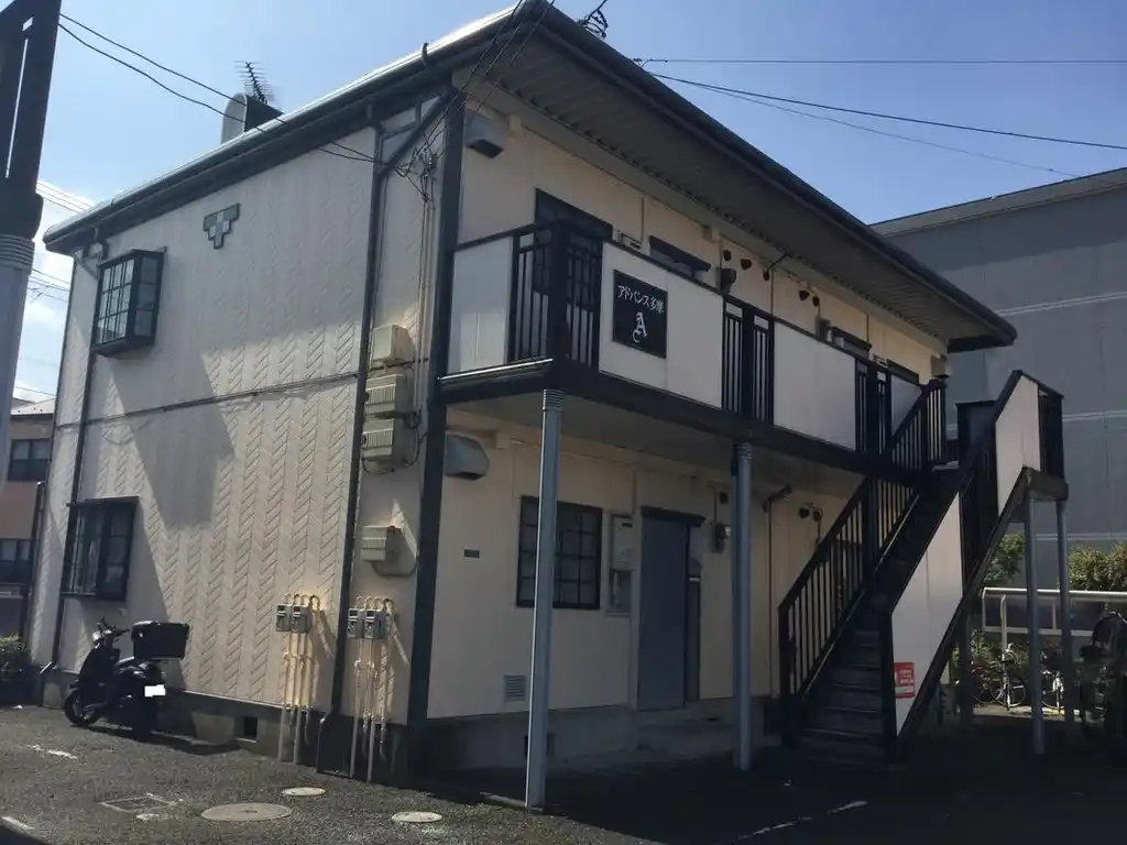 アドバンス多摩A棟 外観