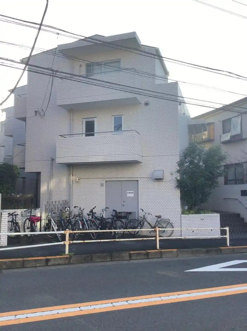 中銀弦巻マンシオン 外観