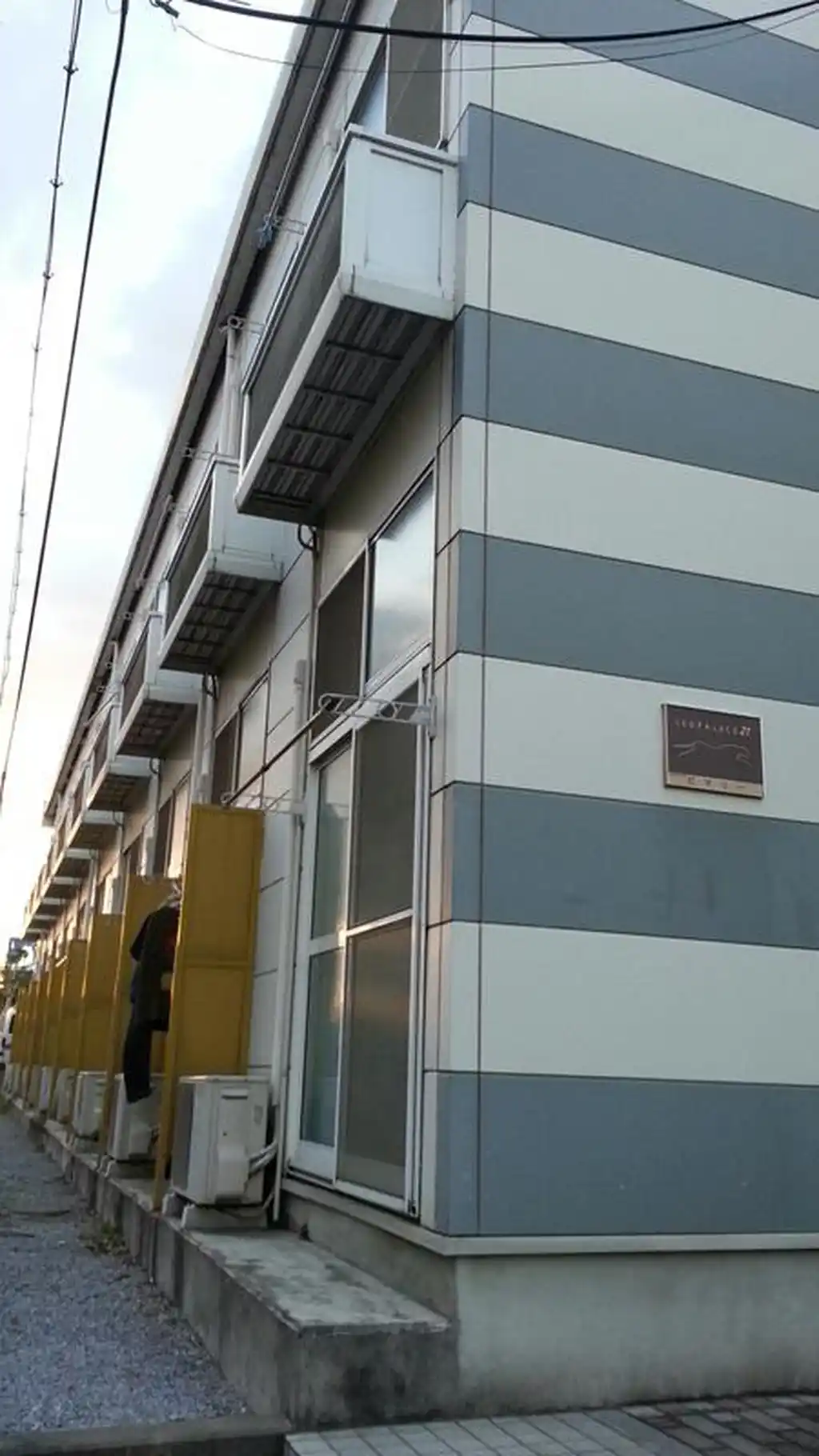 レオパレスビマリー 外観