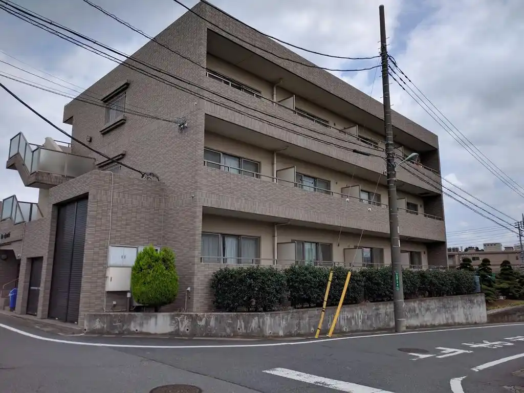 ラ・シャリテ 外観
