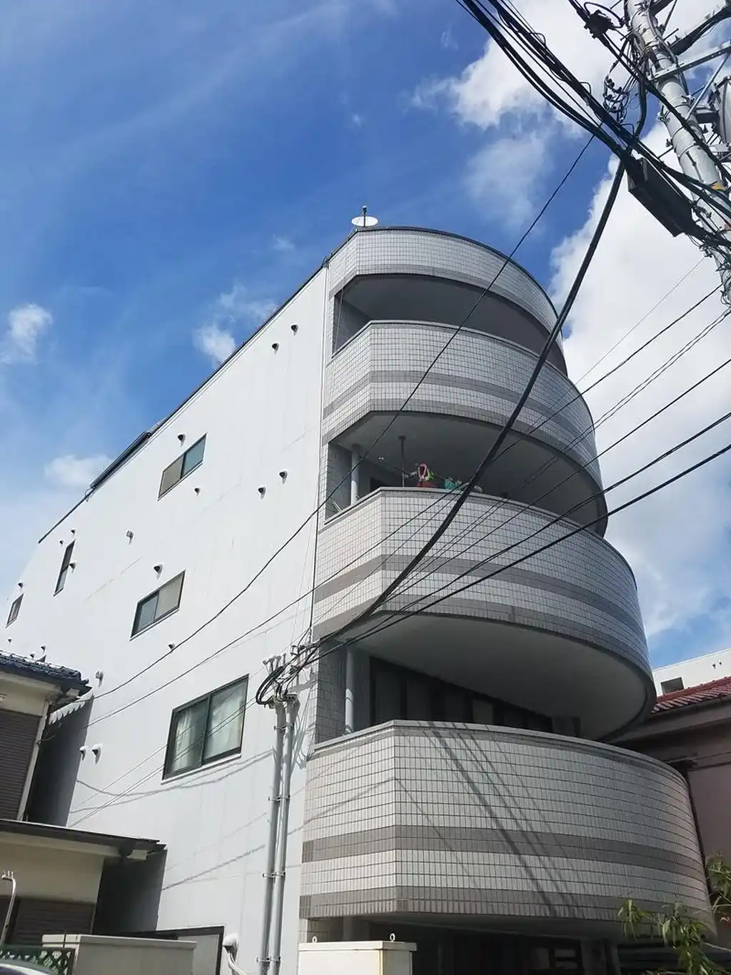 ライブピア前里 外観