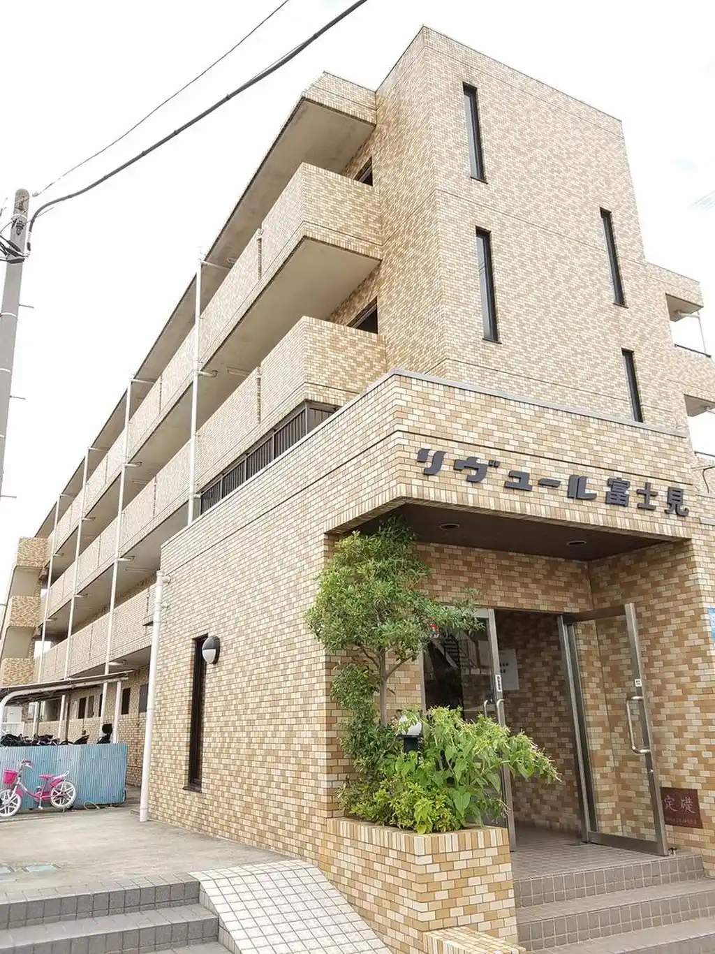 リヴュール富士見 外観
