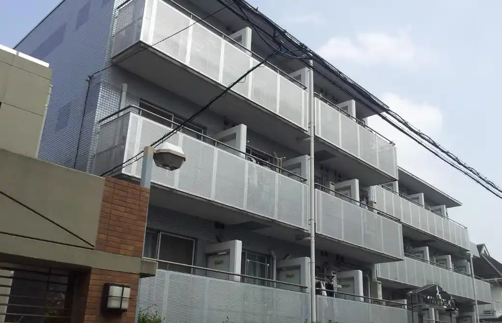 パインコート立川 外観