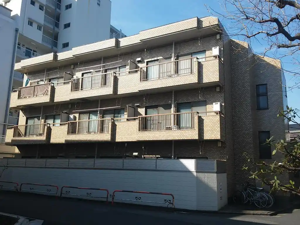 グランドール梶山 外観
