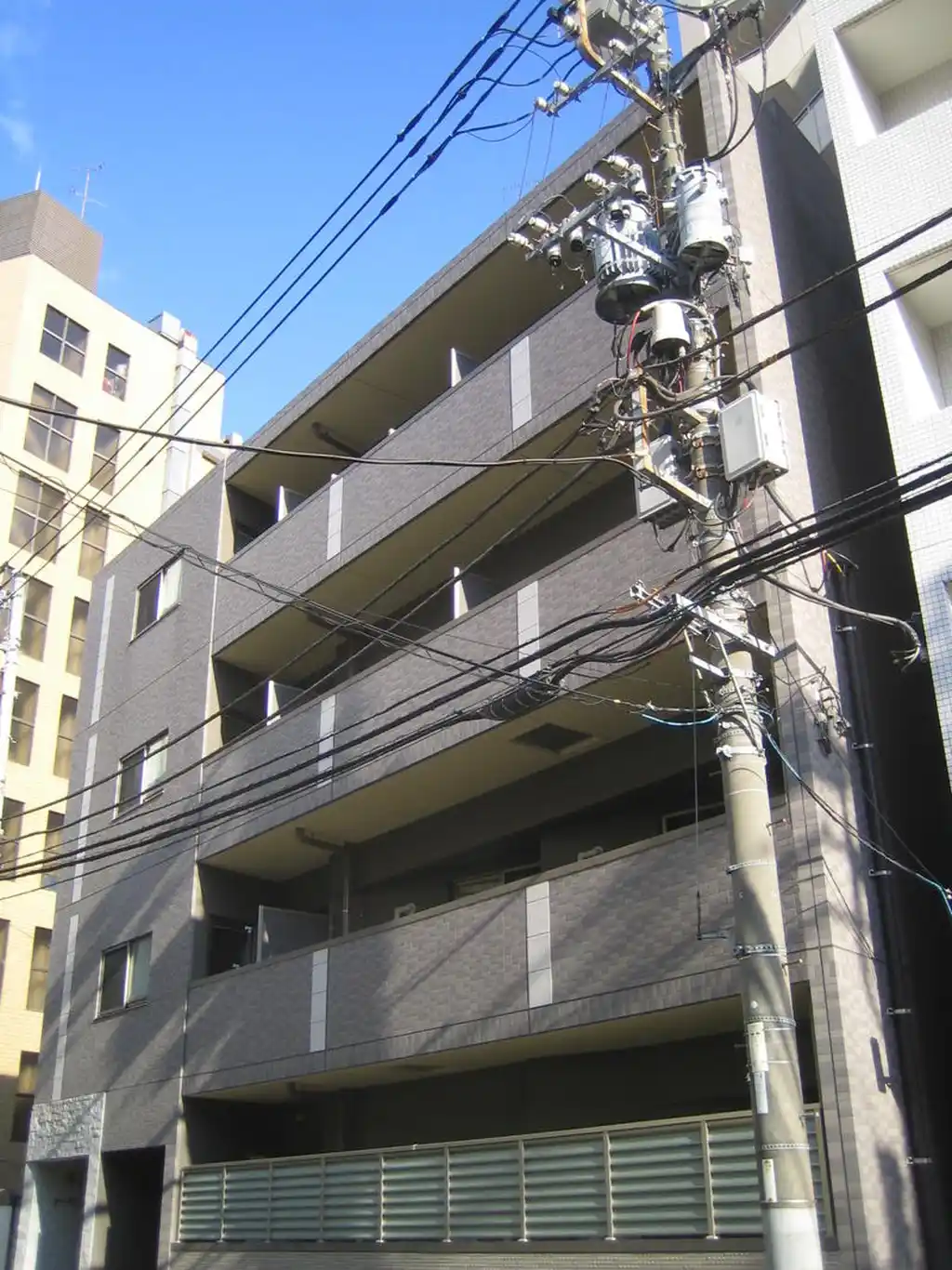 アグラン横浜 外観