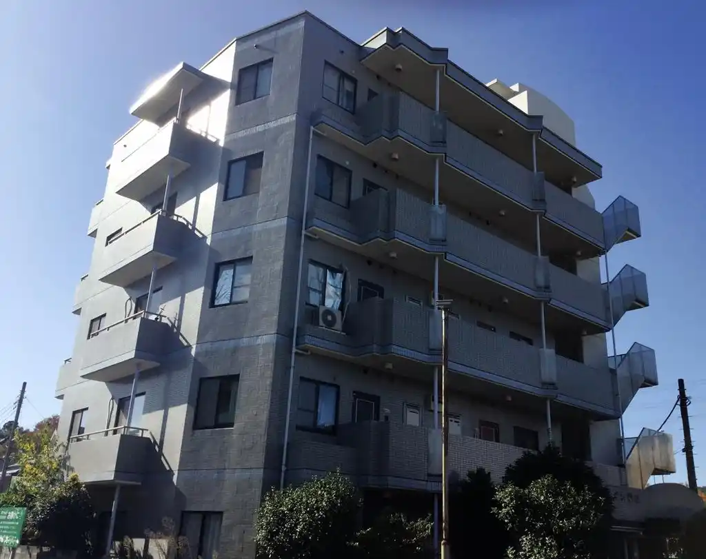 サザン稲城 外観