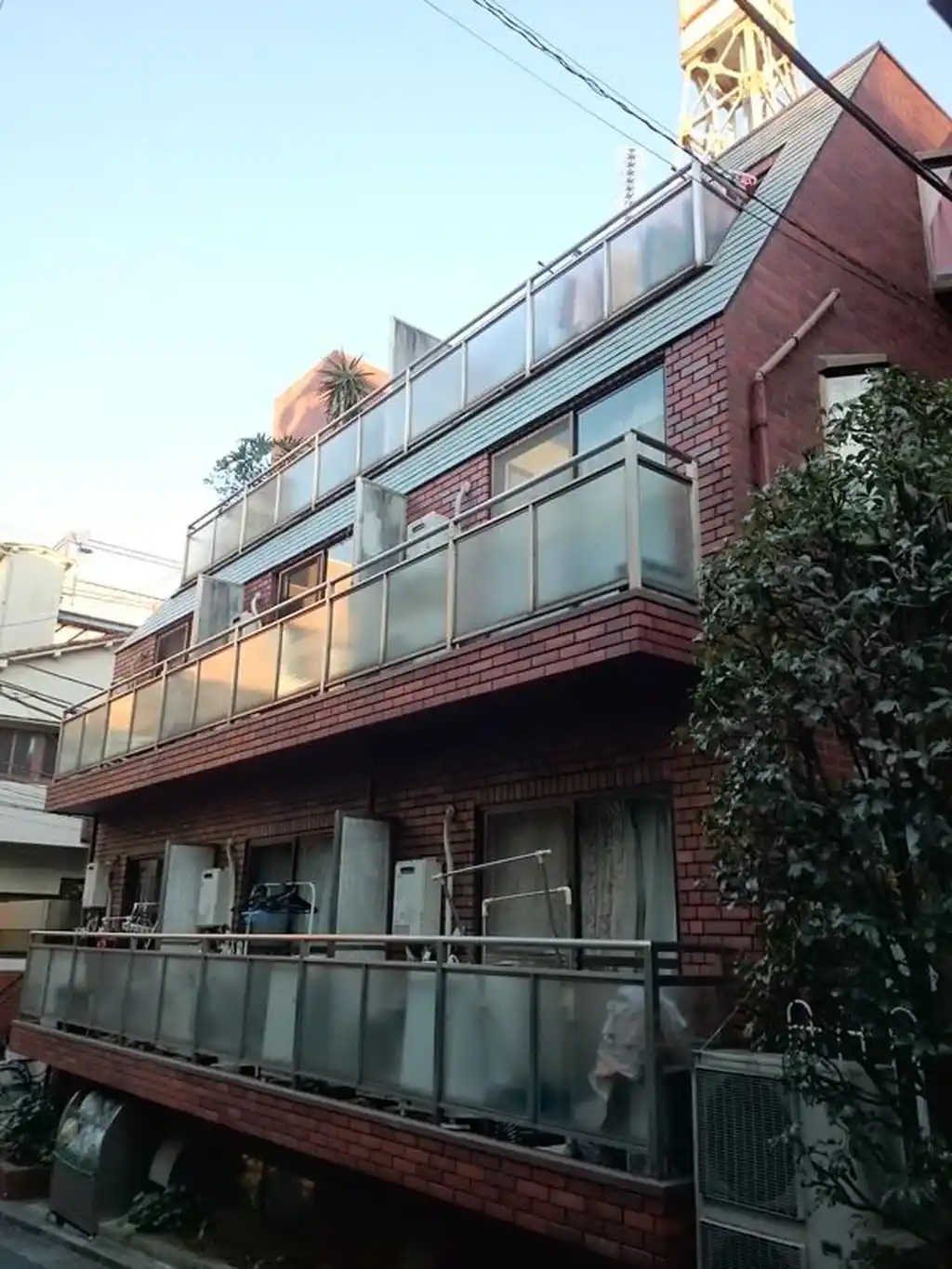クィーンホームズ 外観